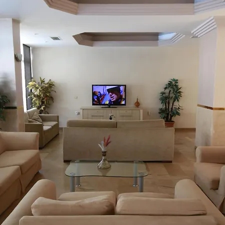 Portofino מלון מרמריס